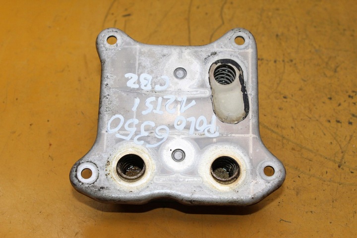 фото №4, Радиаторов масла vw polo iv cbz 1.2tsi 03f117021a