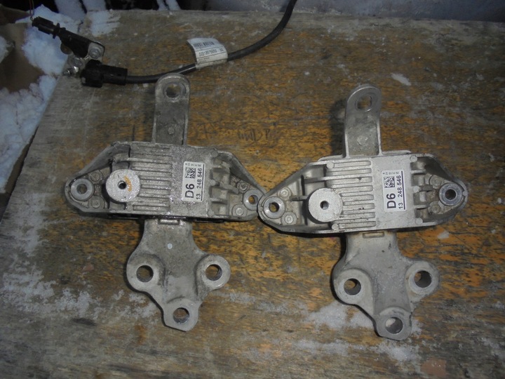 фото №1, Лапи подушка astra j zafira c 13248546 d6 opel