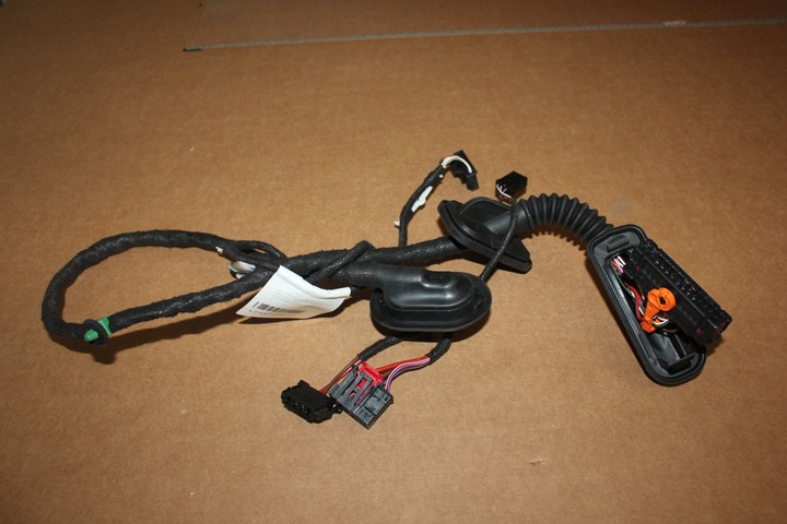 фото №1, Джгут двері зад vw polo aw1 2g0970136f 2017