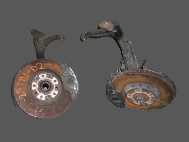 фото №1, Поворотна опора audi a6 passat b5 fl 2,5tdi 8d0407257 8d0407258