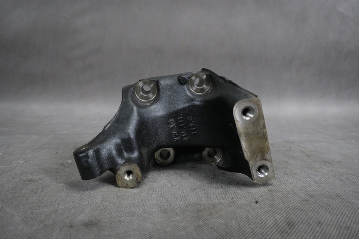 фото №1, Підтримка тримач dpf audi a4 a5 a6 q5 04l131159c