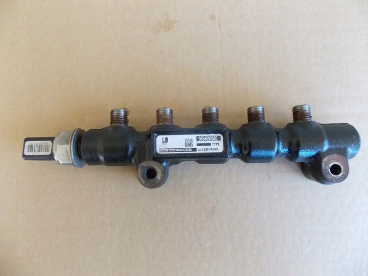 фото №1, C-max i 03- 1.6 tdci планка впрыскивающий 9654592680