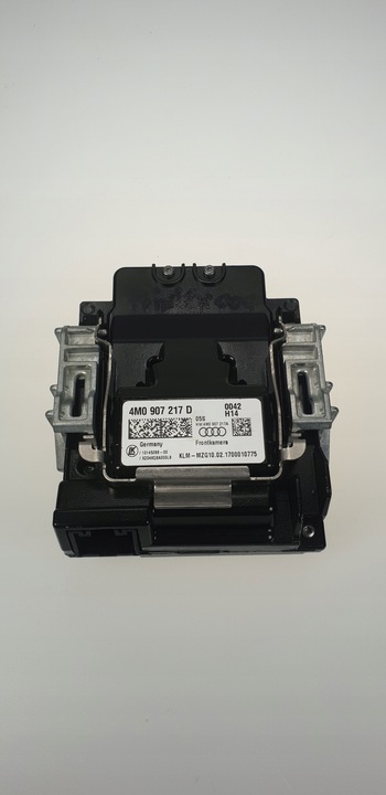 фото №1, Audi q7 s7 камера передняя 4m0907217d