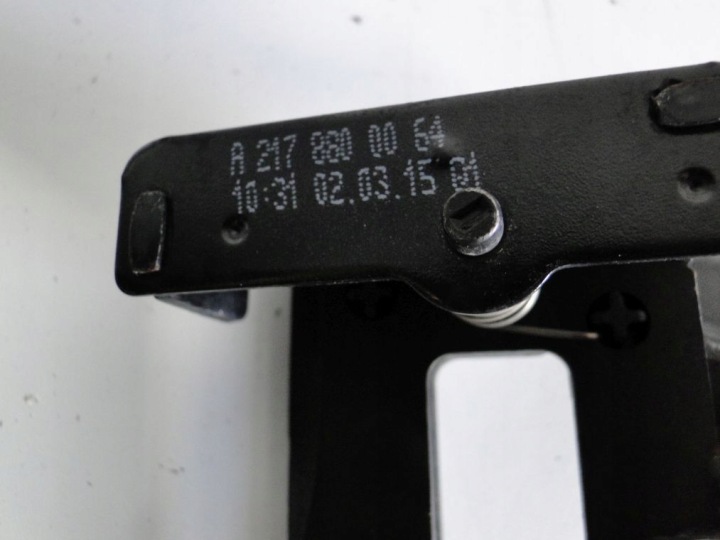 фото №8, Mercedes-benz s c217 передний капот safety retaining hook a2178800064 оригинал