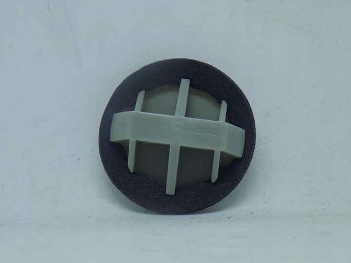 фото №4, Mazda застібки затискачі кронштейни планки порогової 10штук