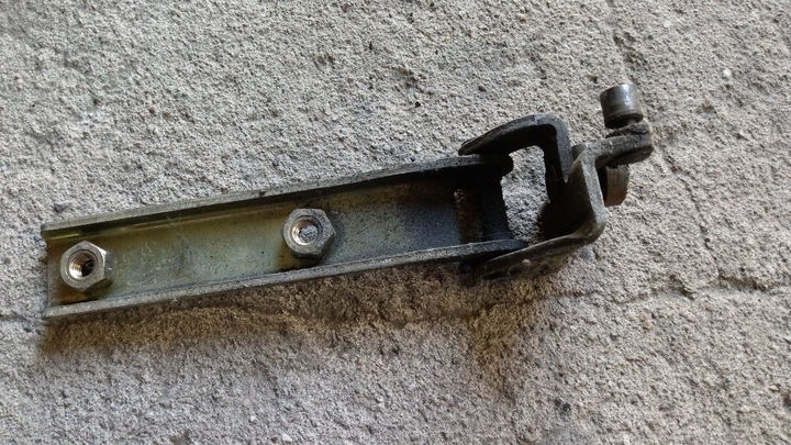 фото №1, Subaru libero 86-93 петля дверь зад левый