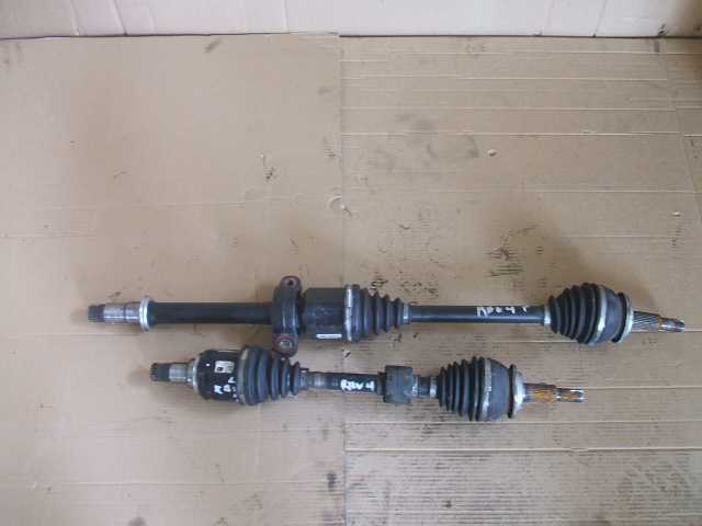 фото №1, Rav4 2.0d4d 16- полуось правая левая перед