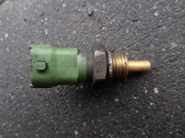 фото №1, Датчик температуры насоса топлива toyota yaris d4d