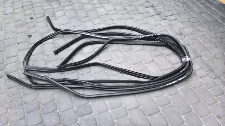 фото №1, Прокладка кузовная na кузов зад ford focus mk3 хэтчбек