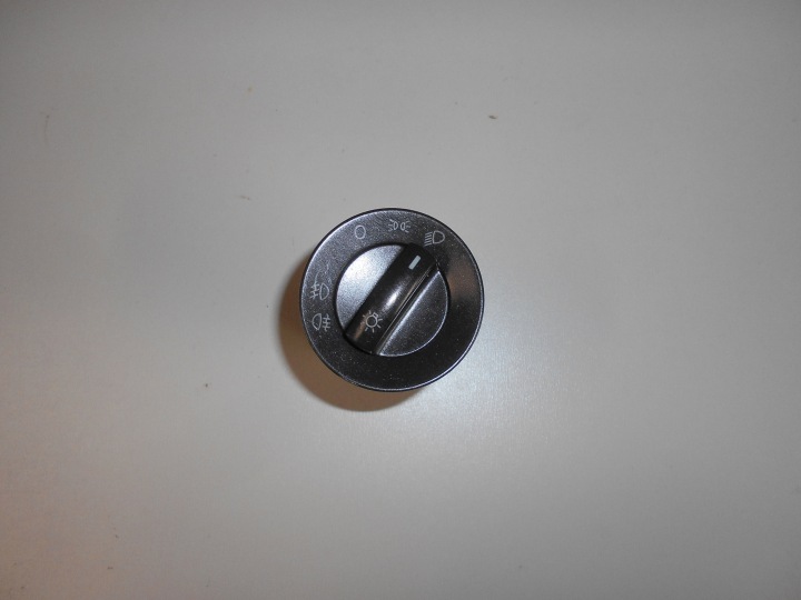 switch of the lights VW T5 6Q0941531N
