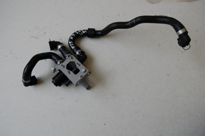Pumpe Pumpe des Umlaufs des Wassers BMW X3 F25 2,0 D LIFT