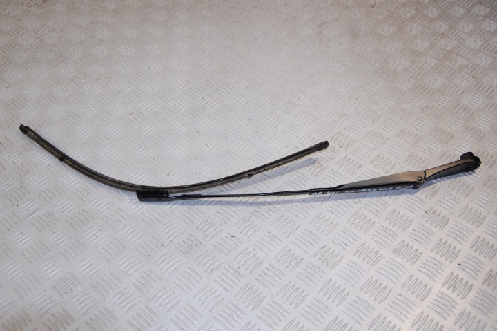 nosač metlica brisača lijevog AUDI A8 D5 4N 4N1955405D
