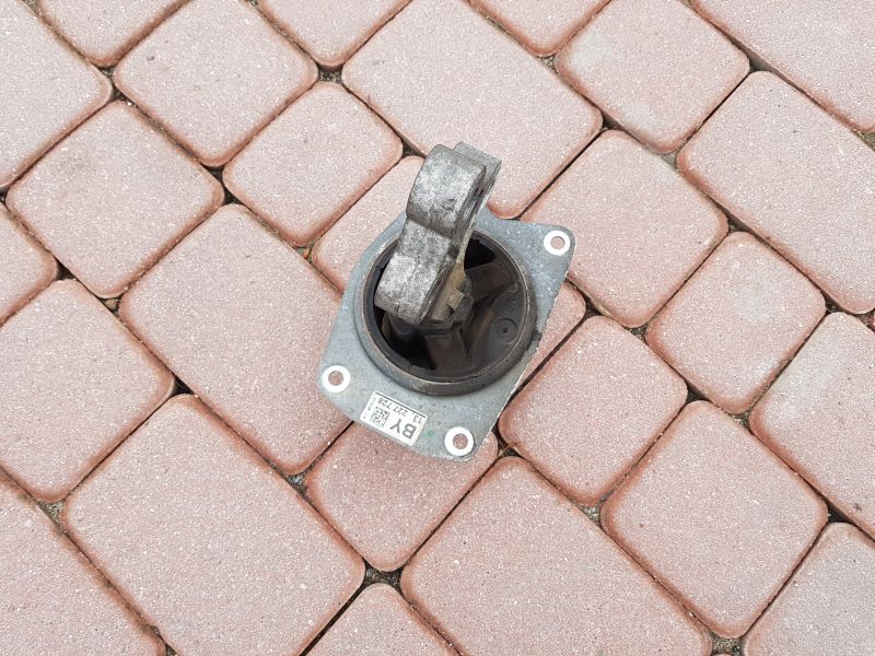 фото №1, Подушка кронштейн двигуна opel insignia 13227728