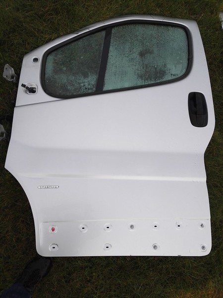 фото №16, Двері перед trafic vivaro primastar 01-14 kolor147