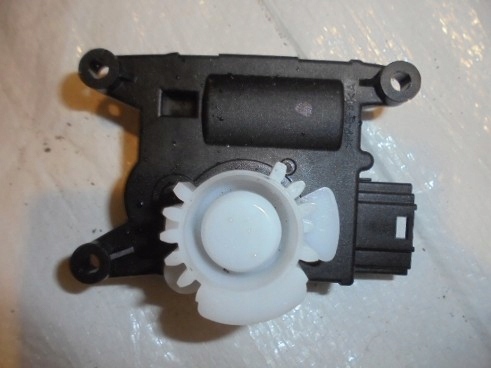 Renault megane 3 моторчик отопителя t1020411f Оригинал