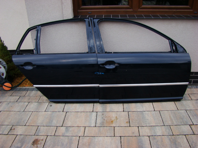 Купить Vw phaeton дверь правый  задняя задняя