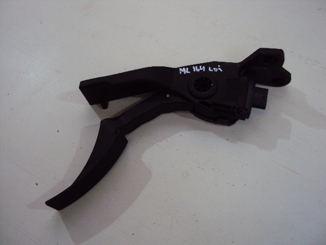 фото №3, Педаль газа mercedes ml w164