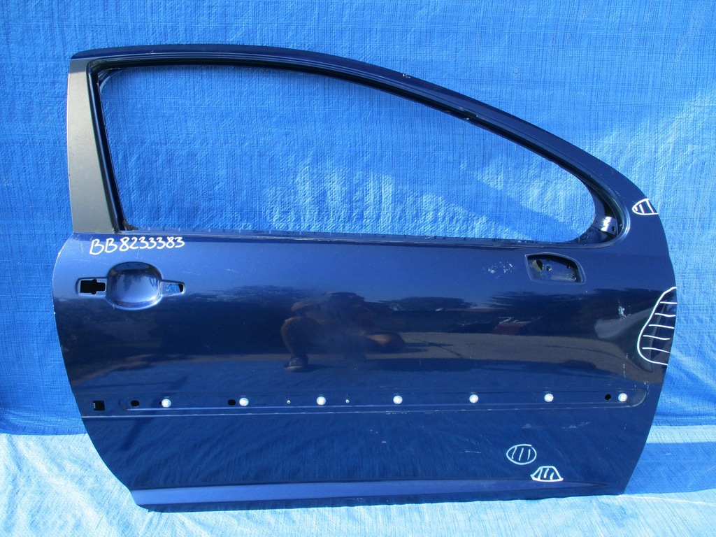 фото №1, Peugeot 207 3d двері передні праве перед