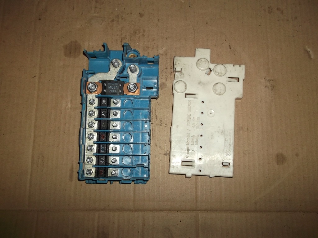 фото №1, Коробка запобіжники bmw x5 e53 3.0d 04r