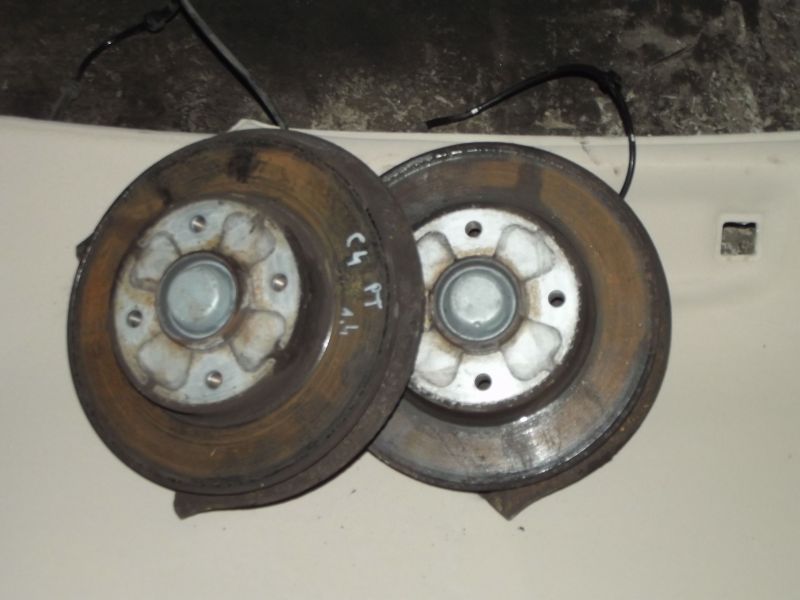 фото №1, Citroen c4 1.6b 16v задняя ступица правая задняя