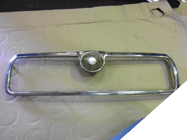 фото №2, Skoda octavia 1 i решётка радиатора решётка радиатора рамка хром 1uo