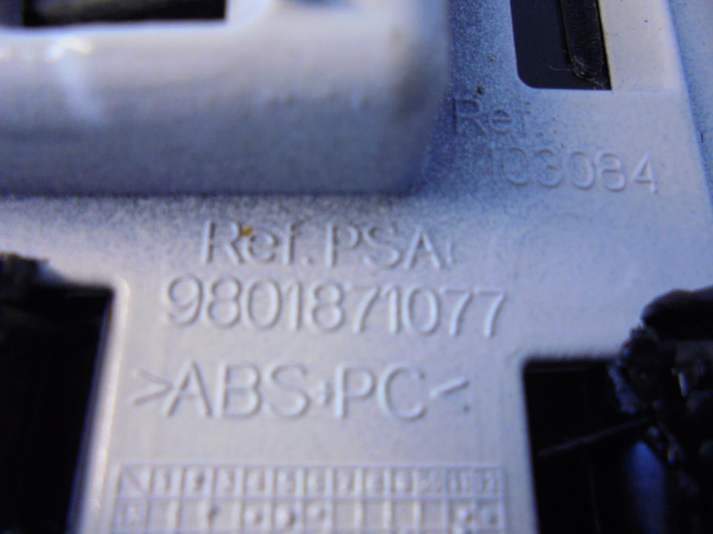 фото №11, Спойлер кришки світло стоп задня citroen c4 cactus