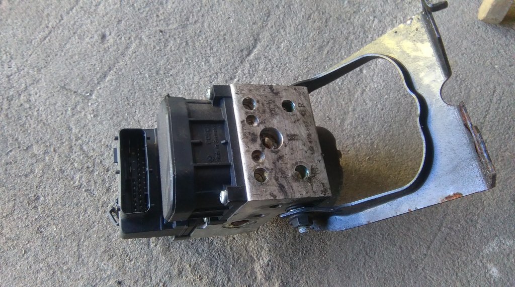 фото №1, Mitsubishi space star 98-05 насос abs