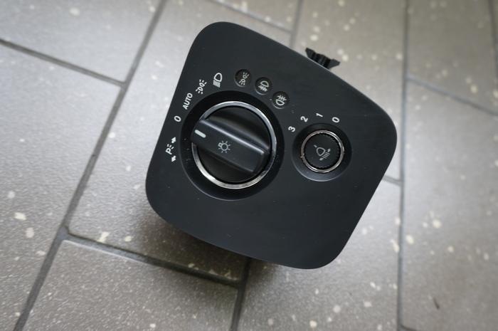 фото №1, Выключатель переключатель света mercedes cls w219