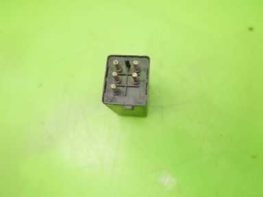 Реле підігрів скло mercedes w123 циліндр замка запалювання 5d Недорого