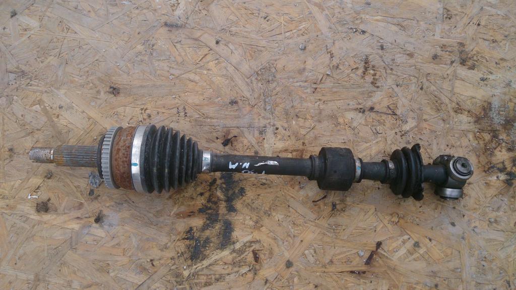 Купить Hyundai i30 приводной вал левая шрус  1.6 crdi 2012-2015