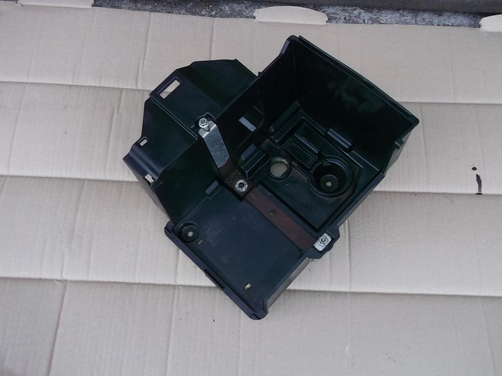 фото №1, Основа корпус акумулятор ford focus mk2 2.0