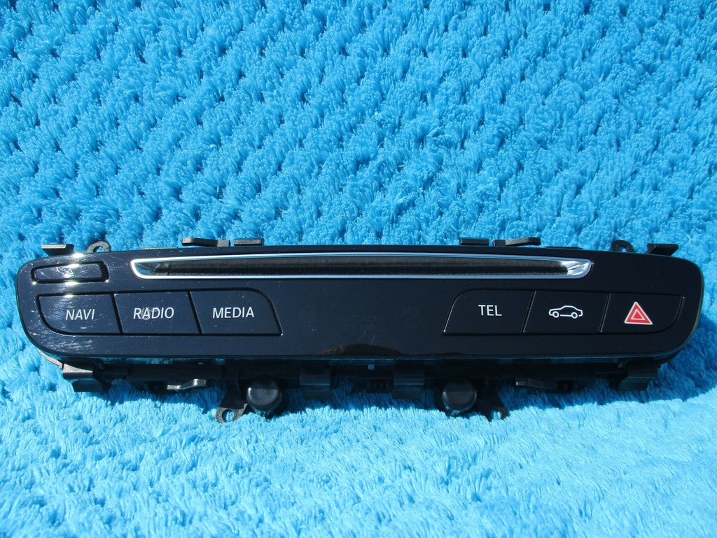 фото №1, Mercedes c klasa w205 панель управление радио