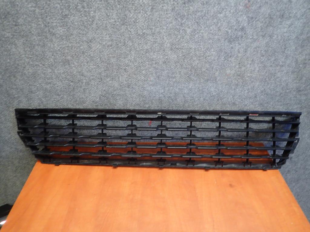 фото №1, Решітка бампера citroen c3 picasso