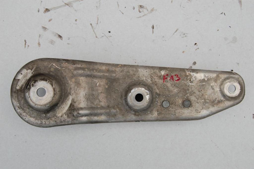 фото №2, Кронштейн кронштейн подвеска задняя bmw 6 f12 f13