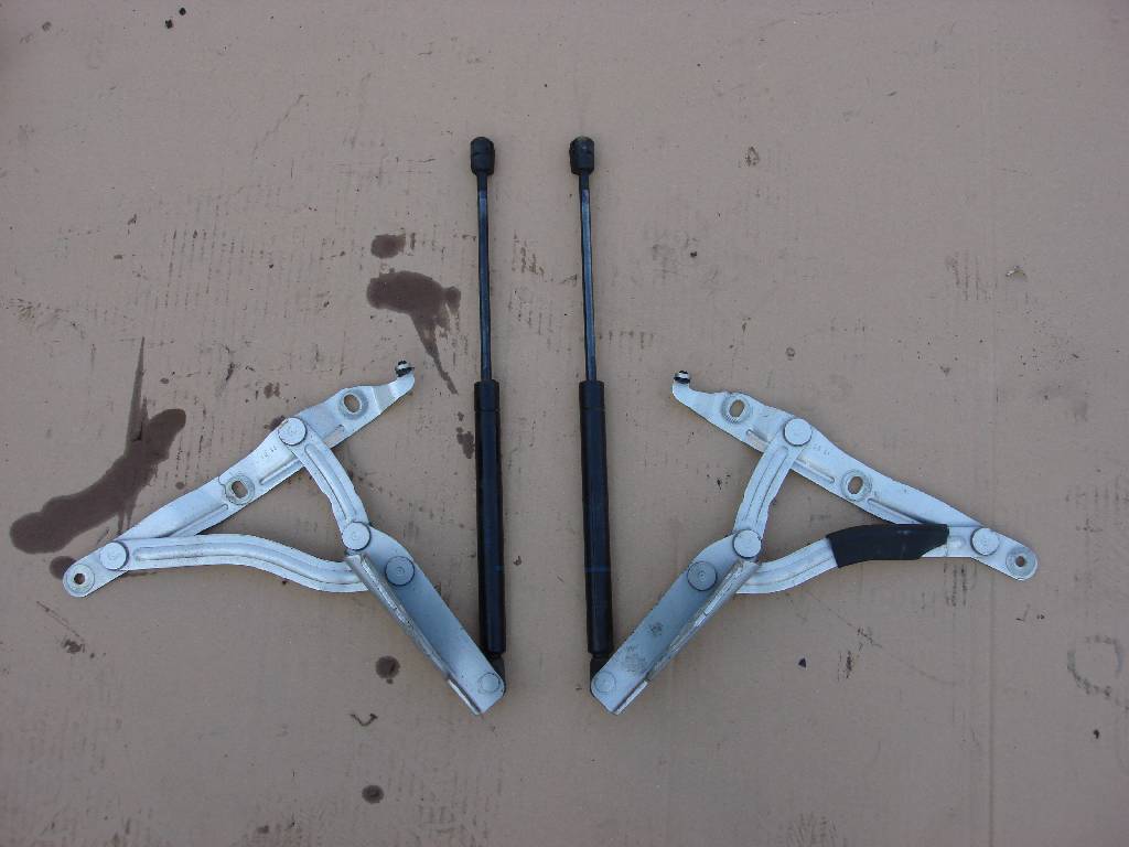 фото №1, Петлі кришки задній audi tt 1998-