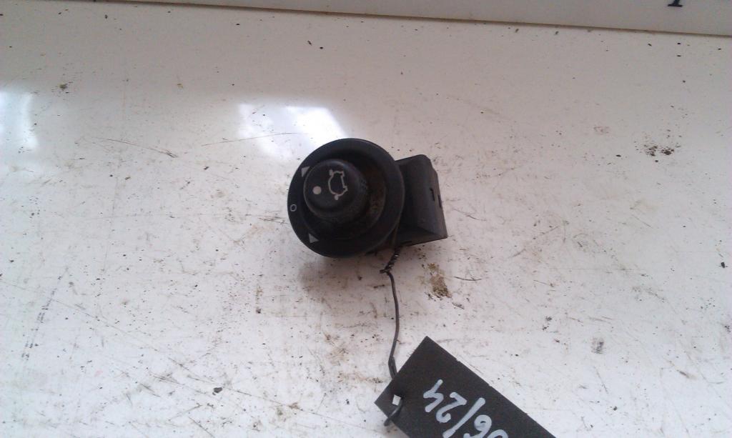 фото №1, 6706/24 вимикач керування. дзеркал ford focus mk1