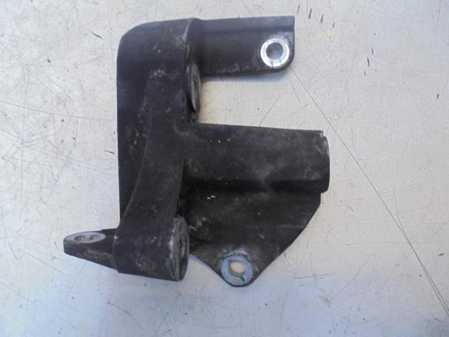 фото №2, Кронштейн двигателя jaguar xf 2.7 d