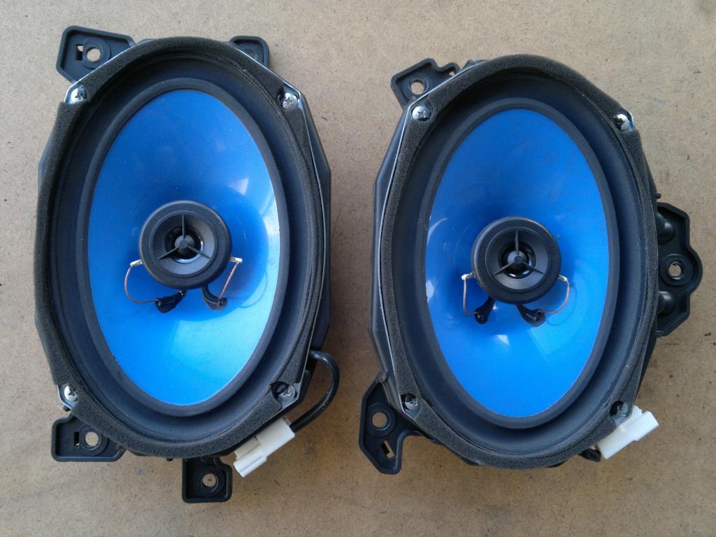 фото №1, Динамік правий задня задній kia carnival iii 2006-2011