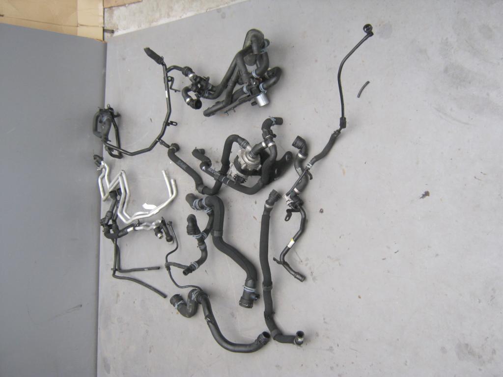 фото №1, Audi a4 8k трубка waz wody 8k0819332l