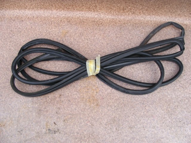 фото №1, Hyundai santa fe 09r прокладка дверь перед левый