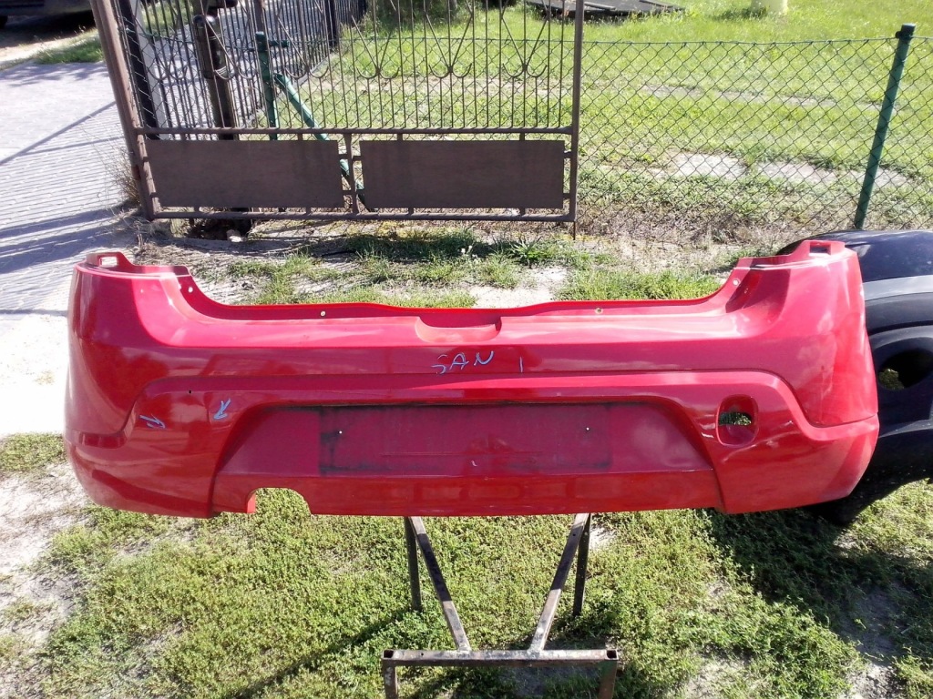 Купити Бампер задня задній dacia sandero 08-