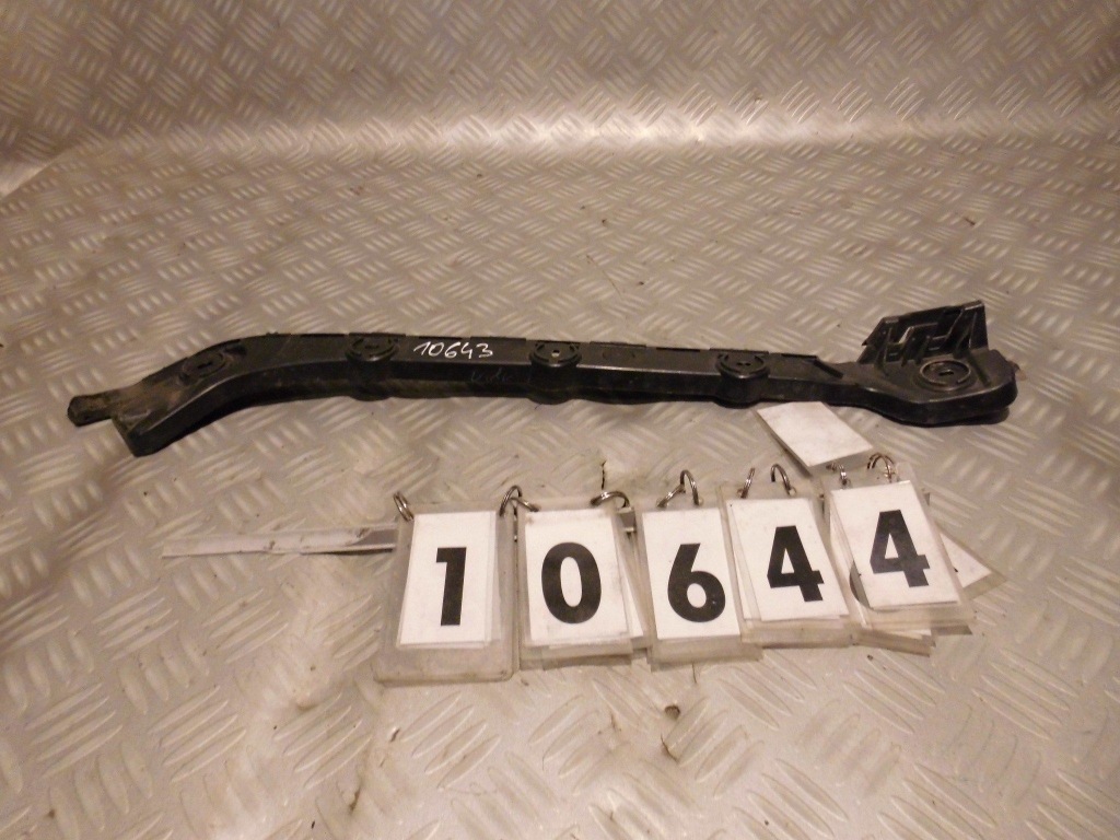 фото №1, Направляющая бампера правый задняя octavia iii kombi