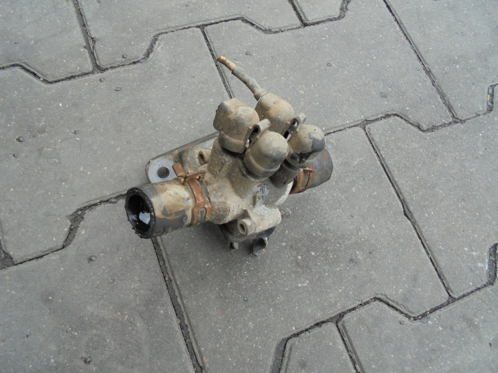 Купить Клапан нагреватель жидкость peugeot 206 sw 2.0 hdi 90