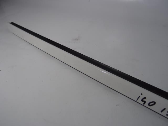 фото №8, Молдинг стекло лобовое правая hyundai i40