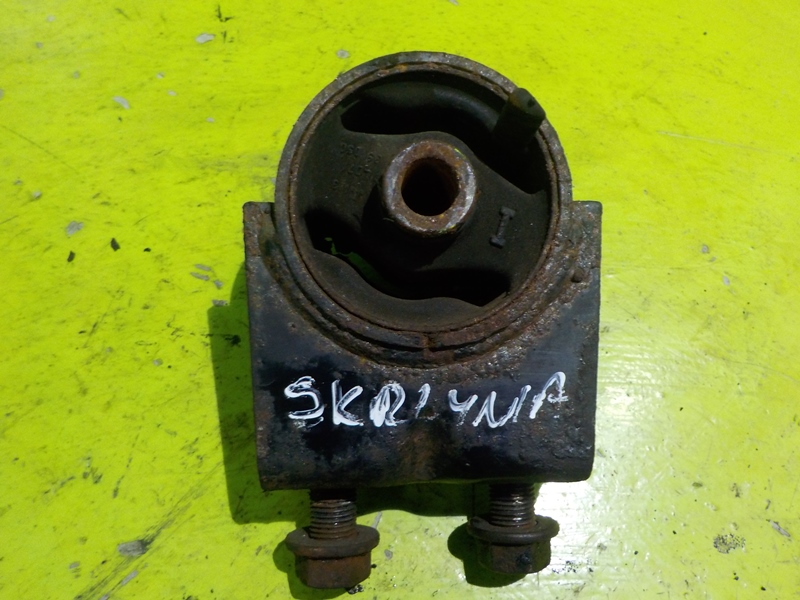 фото №1, Mazda mpv 2.0 citd подушка коробки передач