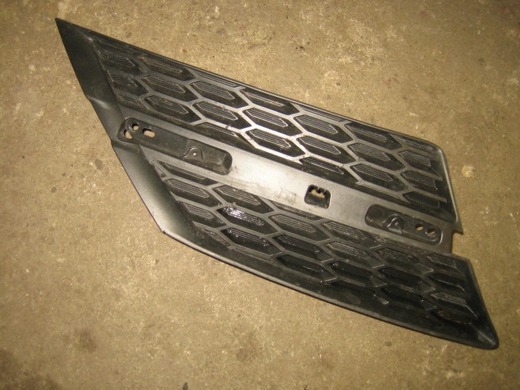 фото №1, Rav4 rav-4 iv 13-15 решётка радиатора правый решётка радиатора решётка