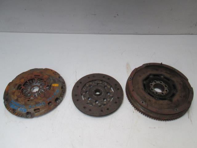 фото №1, Сцепление двухмассовый маховик toyota corolla verso 2.2 d4d 05r