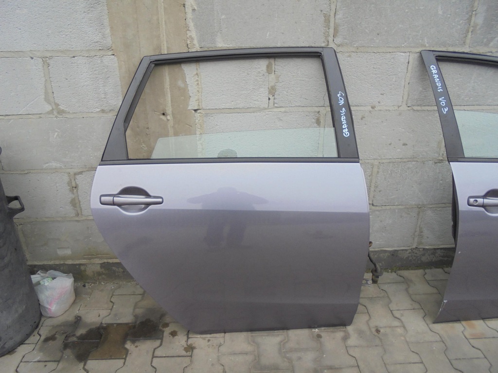 фото №1, Дверь правый задняя mitsubishi grandis v03 -доставка