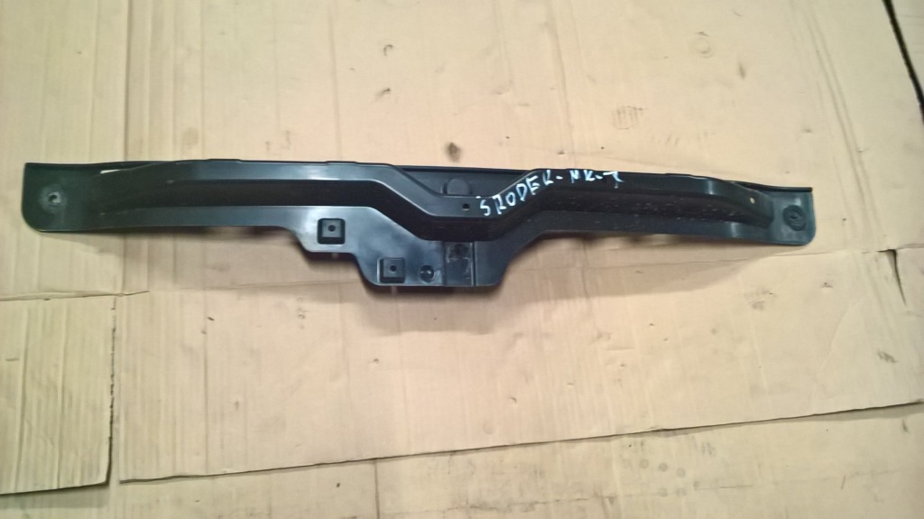 фото №1, Направляющая бампера заднего середина ford fiesta mk7