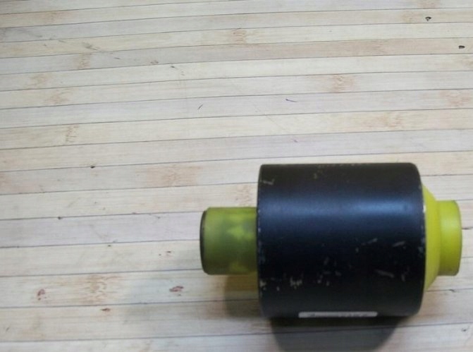 Втулка кабины renault magnum dxi 5001868166 Оригинал